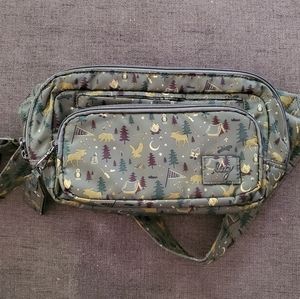 Lug Hitch Camp Green